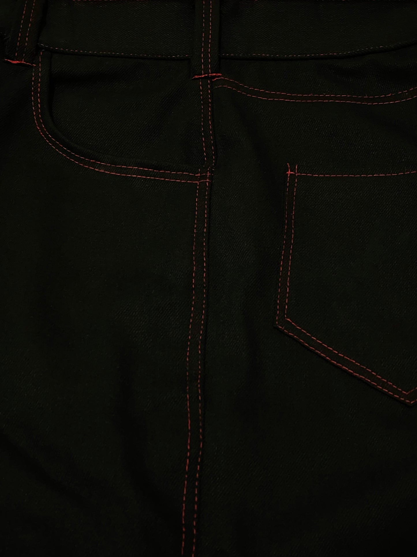 Calça Flare - “Blood String”