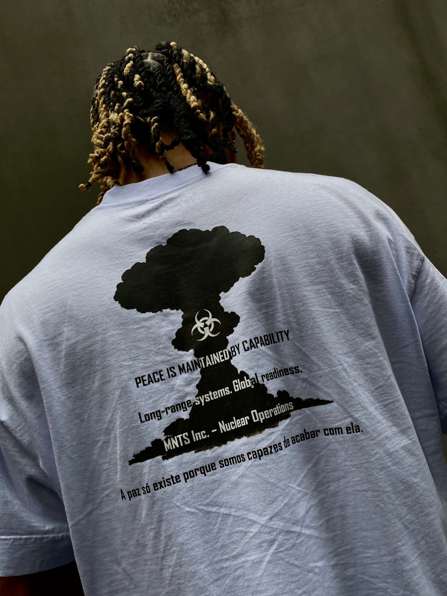 Camiseta Boxy - Biohazard Bomb