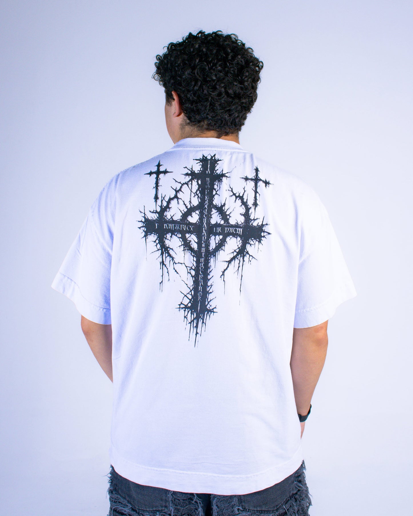 Camiseta "Zoran" Oversized - Branca